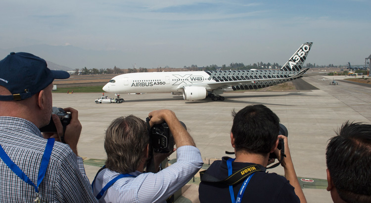 Llegada del Airbus A350 XWB a FIDAE!