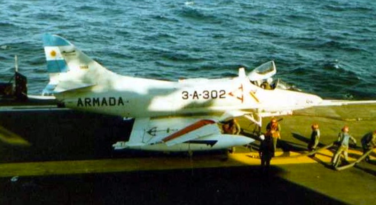 A4-Q Armada Argentina 3-A-302 – Parte I