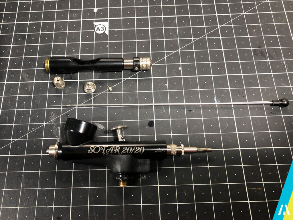Reparando_aerografo_sotar_badger