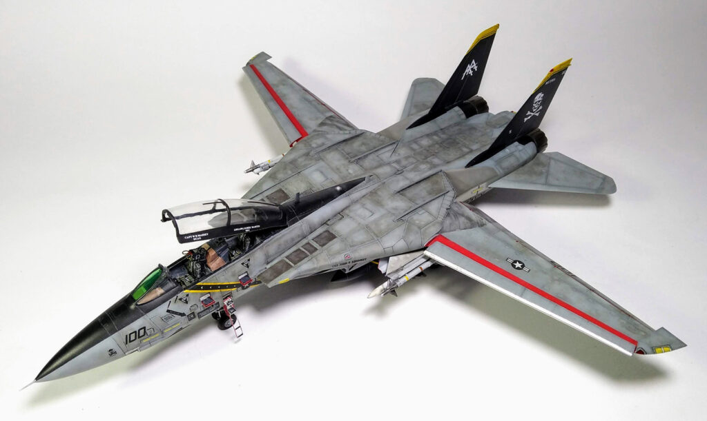 Ennio Croce Aviones a Escala