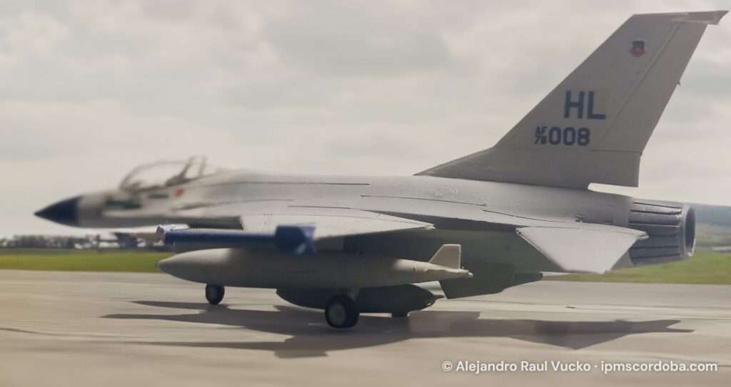 F-16A Fighting Falcon – foto 1