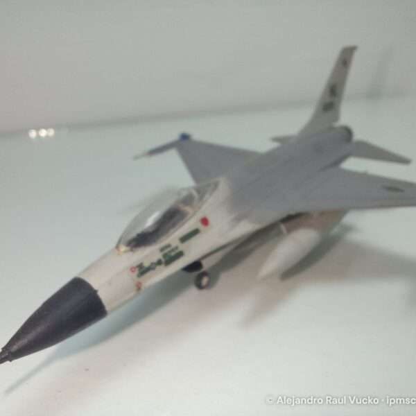 F-16A Fighting Falcon – foto 2