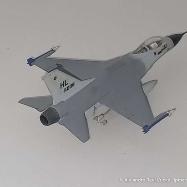 F-16A Fighting Falcon – foto 6