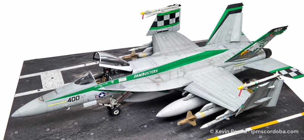F/A-18E Super Hornet (VFA-195) – foto 1