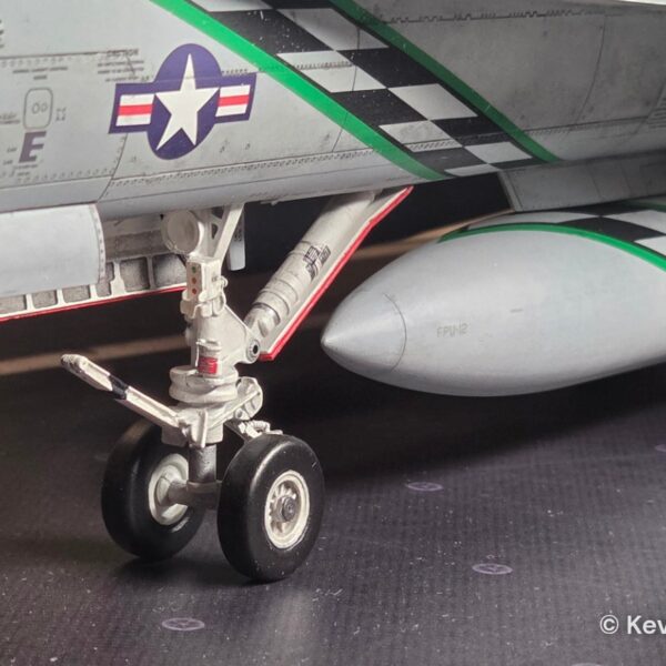 F/A-18E Super Hornet (VFA-195) – foto 9