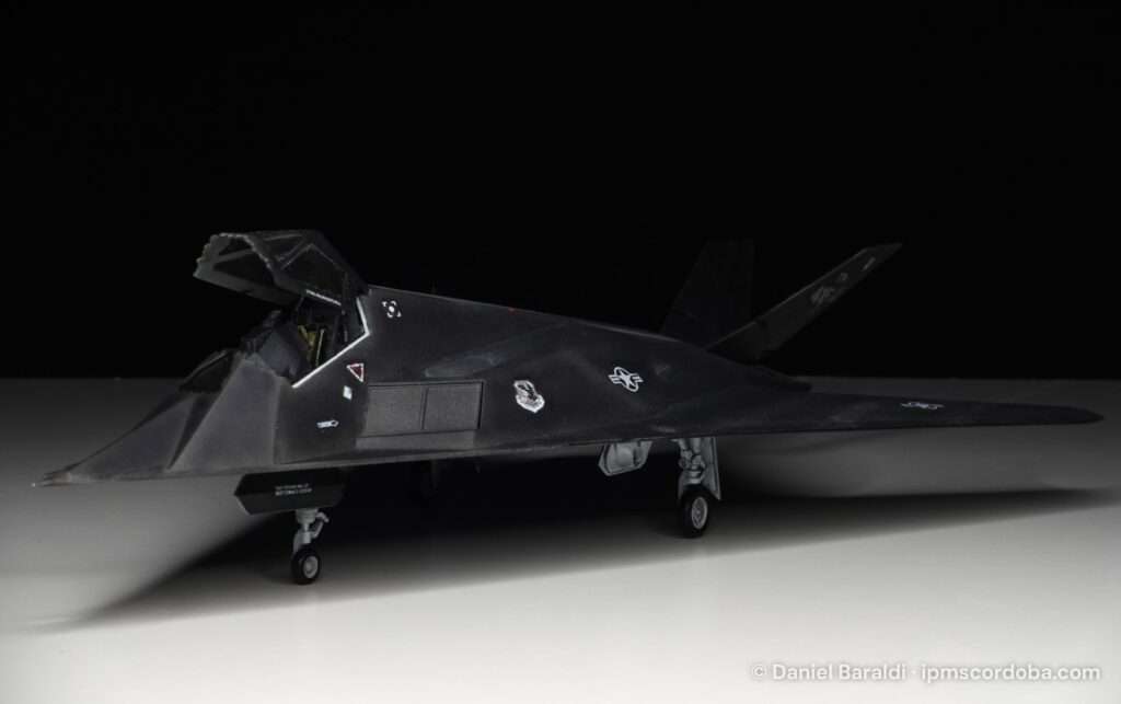 f117 – foto 1