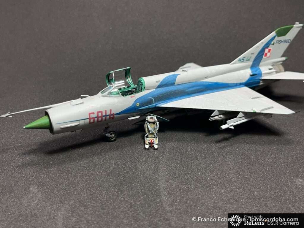 MIG 21 FISHBED “PEZ ESPADA” – foto 1