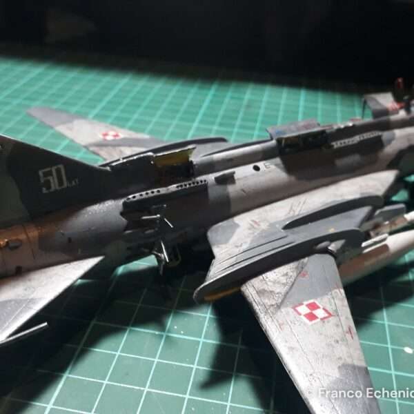 SU 22 FITTER – foto 4