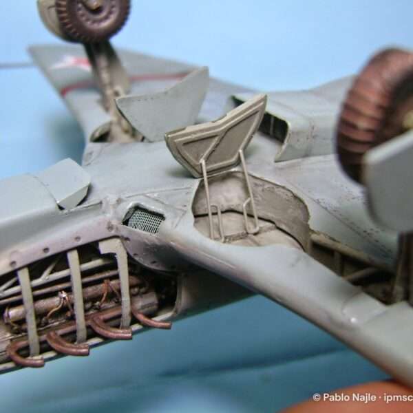 Yakolev Yak-9T – foto 5